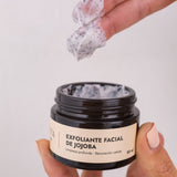 Exfoliante facial de jojoba
